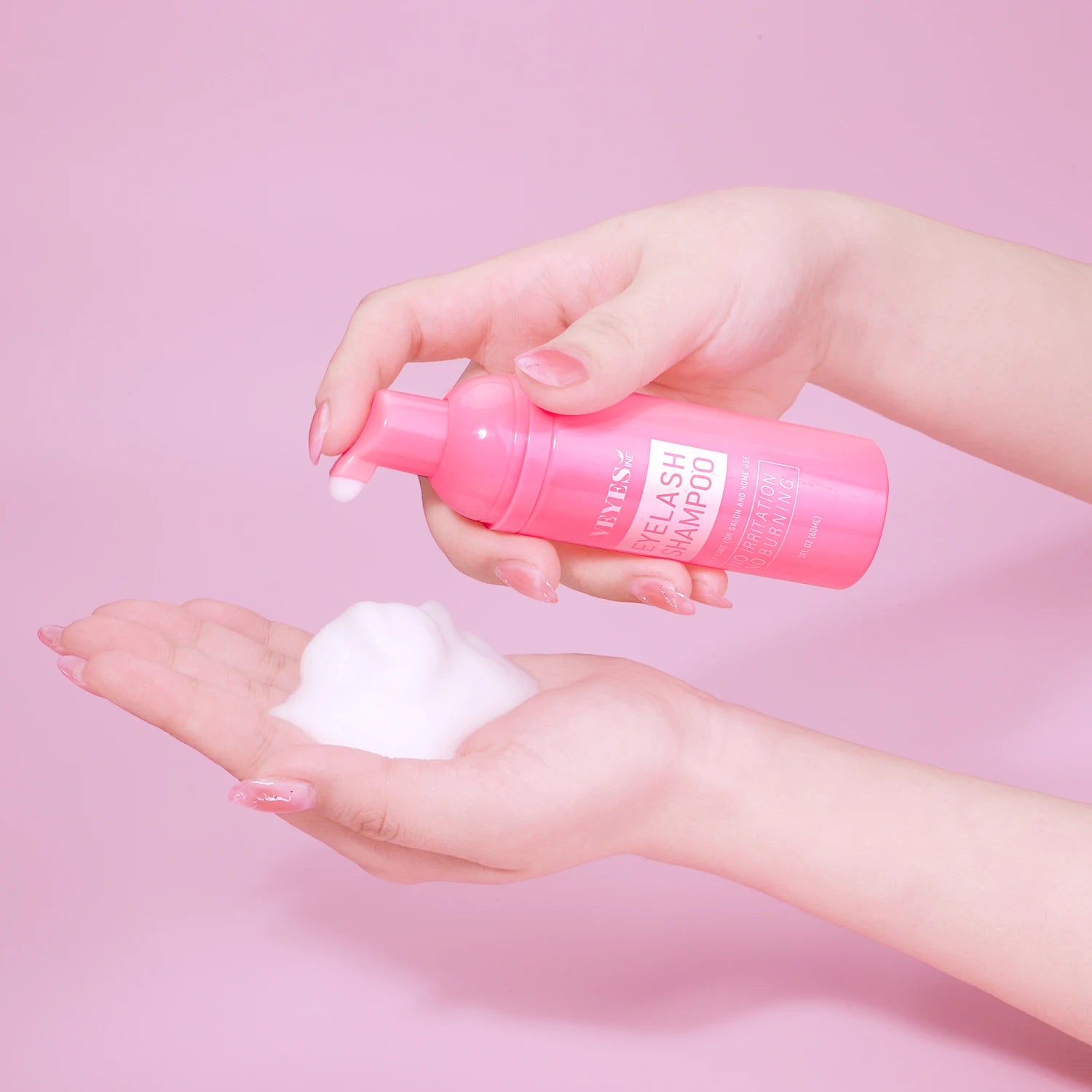 Curlashes™ Eyelashes Shampoo + 1 FREE BRUSH